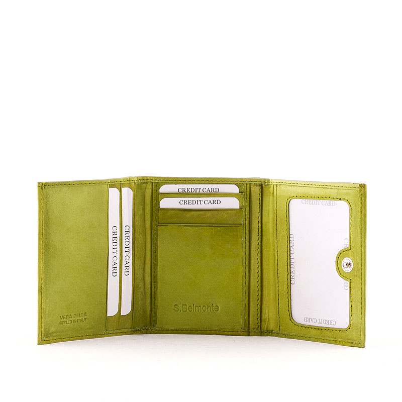 S-Belmonte-noi-keretes-penztarca-MF11302-v-zold-2 Minőségi bőrből készült Sylvia Belmonte kisméretű női bőr pénztárca, praktikus kialakítással és egyedi igazán nőies dizájnnal.