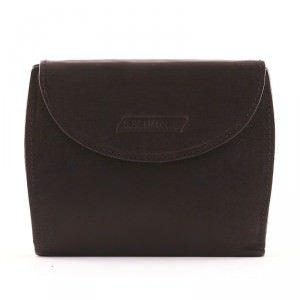 Minőségi valódi bőrből készült S Belmonte bőr női kisméretű pénztárca, mely tökéletes kialakításának hála praktikus használatot garantál.