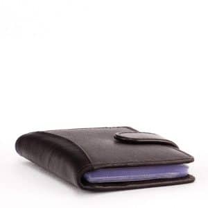 Minőségi precíz munkával valódi bőrből készült bőr kártyatartó, amely rendkívül divatos külsővel és igényes kialakítással rendelkezik.