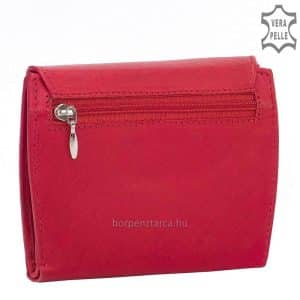 Valódi minőségi bőrből készült, puha tapintású, praktikus kis méretű női bőr pénztárca, melynek fedelén dekoratív La Scala felirat látható.