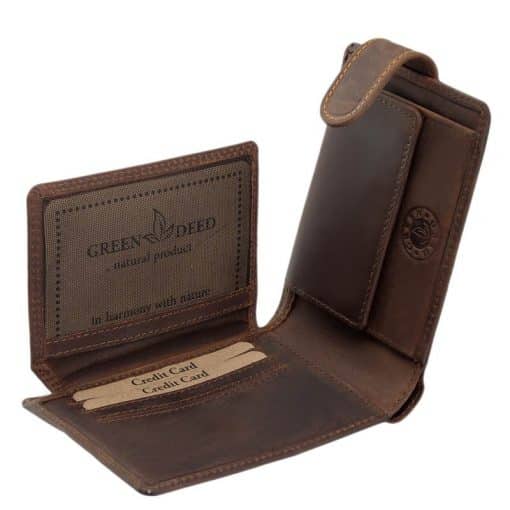 GREEN DEED márkajelű, horgász stílusú férfi bőr pénztárca minőségi valódi bőrből legyártva barna színben, igényes külsővel és belsővel.