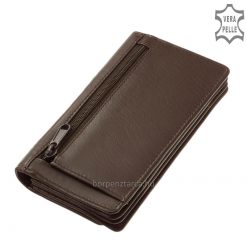 A divat által diktált aktuális trendeknek megfelelő minőségi női bőr pénztárca igazi marha nappa bőrből gyártva, nőies formatervezéssel.