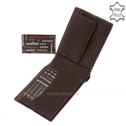 Ízléses, sportos férfi bőr pénztárca modellünk barna színben, mely valódi bőrből készült és minőségi megoldásokat kínál. Díszdobozban!