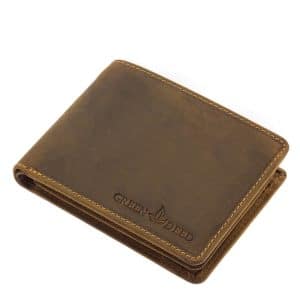 Természetes karakterű, masszív valódi bőr férfi GreenDeed sportos pénztárca márkanévvel a fedelén, kiemelkedő minőségi termékünk.