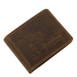 Sportos külsővel ellátott mintás barna színű férfi bőr pénztárca, mely igazán népszerű márkás termék valódi minőségi bőrből gyártva.