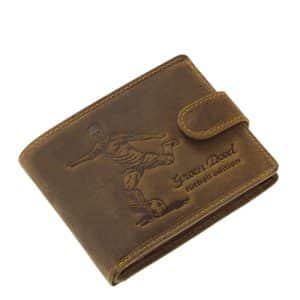 Valódi bőr pénztárca melynek minőségi barna színű bőrébe focis minta került benyomásra, ezáltal rendkívül egyedi megjelenésű férfi tárca.