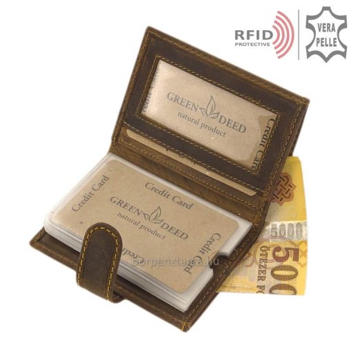 Praktikus GreenDeed bőr kártyatartó, valódi marhabőrből készítve, barna színben, igazán modern RFID védelemmel biztosítva.