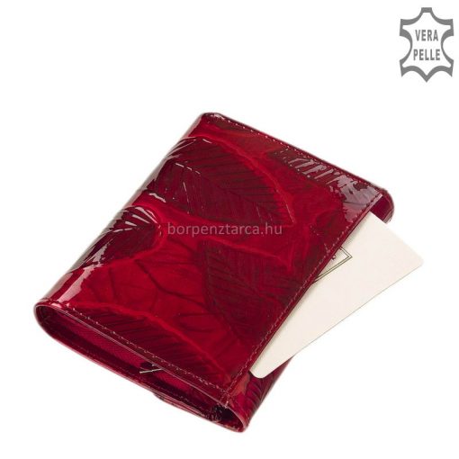 Alessandro márkájú elegáns kis méretű piros színű női pénztárca mintás külsővel, mely egy kisebb női táskában is könnyedén elfér.