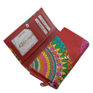 Kellemes tapintású valódi bőrből készített GIULTIERI női bőr pénztárca egyedi mintás külsővel minőségi kézműves termékünk.