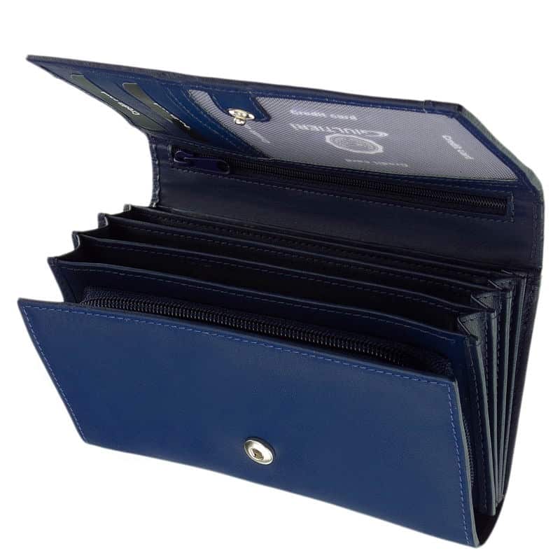 elegans-noi-penztarca-valodi-borbol-diszdobozban-Giultieri-SUN100-kek-6 Elegáns megjelenésű és rendkívül népszerű, ez az egyedi mintás, brifkó jellegű, Giultieri termékcsaládunkhoz tartozó női bőr pénztárca.