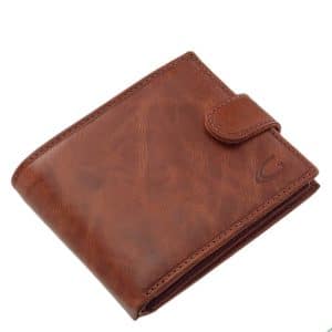 Természetes hatású elegáns valódi bőr férfi pénztárca, mely díszdobozban érkezik, így azonnal ajándékba is adható modell.