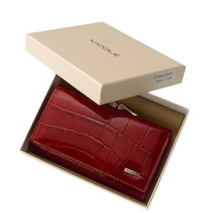 Divatos női bőr pénztárca elegáns megjelenésű lakozott felületű valódi bőrből , Nicole márkás fémlogóval fedelén