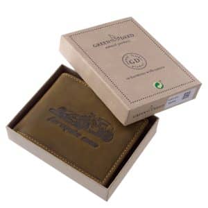 Versenyautó mintás egyedi fedéllel készített férfi autós bőr pénztárca a GreenDeed márkától, barna színű külsővel, igazi bőrből.