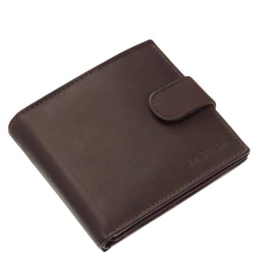 Finom tapintású puha bőr felhasználásával készült férfi pénztárca a LA SCALA márkacsaládtól RFID védelemmel. Külső átkapcsolóval zárható.