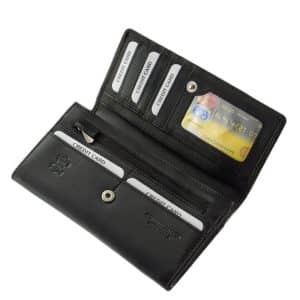 Nagy méretű női bőr divat pénztárca modell valódi bőrből, kényelmesen hordhatók irataink és készpénzünk a minőségi tervezésnek köszönhetően.