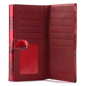 Nagy méretű ALESSANDRO PAOLI lakk bőr női pénztárca, mely elegáns piros színben és díszdobozos kivitelben érhető el áruházunkban.