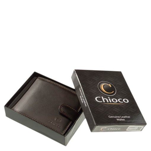 Természetes valódi bőrből készült, férfi bőr pénztárca fekete és barna színekben, mely a minőségi Chioco márka egyik legújabb terméke.