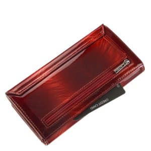 Nagy méretű PATRIZIA lakk bőr női pénztárca, mely elegáns piros színben és díszdobozos kivitelben érhető el áruházunkban.