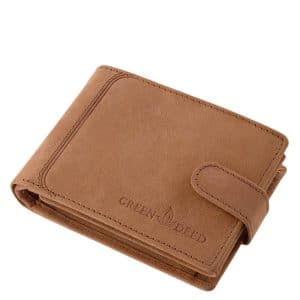 Sportos stílusú , divatos megjelenésű barna színű valódi bőr felhasználásával készült férfi pénztárca, igazán praktikus belső kialakítással.
