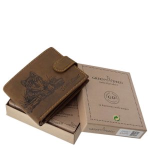 Natúr megjelenésű, igazán egyedi farkas mintás, valódi bőr pénztárca férfi vásárlóink számára tervezve a GreenDeed márkacsaládtól.