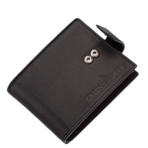 Tágas, nagy méretű, fekvő elrendezésű valódi bőr kártyatartó a GreenDeed márkacsaládtól elegáns külsővel, minőségi díszdobozos kivitelben.