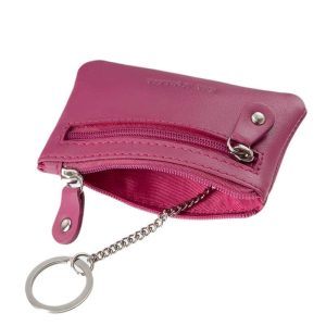 Minőségi bőrből készített, szolid megjelenésű, kis méretű termékünk egy praktikus cipzáras bőr kulcstartó. Fuxia és piros színben.