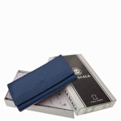 La Scala márkás, minőségi női bőr pénztárca modellünk, mely divatos külsővel, több színben is elérhető praktikus és tágas termékünk.