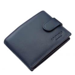 RFID védelemmel ellátott klasszikus férfi bőr pénztárca, mely elegáns külsejével minden korosztály számára ideális.