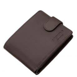 Klasszikus kialakítású, RFID védelemmel ellátott férfi bőr pénztárca, mely visszafogott külsejével minden korosztály számára ideális.