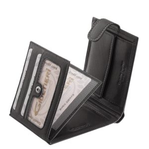 Díszdobozos, igazán kellemes látványt nyújtó, elegáns, valódi bőr férfi pénztárca mely a Giultieri márkacsalád minőségi terméke.