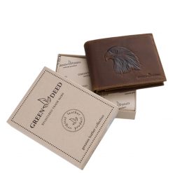 Egyedi 3D hatást keltő, domború sas mintával a barna vadász bőr fedélen, mellyel ez a minőségi férfi pénztárca rendelkezik. Díszdobozos!