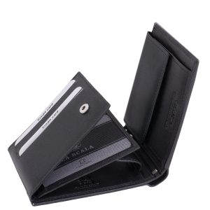 Elegáns és egyedi megjelenésű valódi bőr pénztárca, férfi vásárlóink körében népszerű, praktikus belsővel, minőségi és igényes díszdobozban.