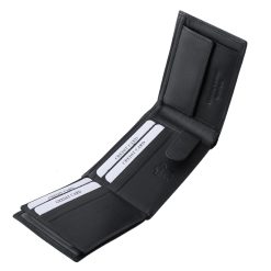 Valódi bőr férfi pénztárca, mely puha, kellemes tapintású marhabőr felhasználásával készült. Külső átkapcsoló füllel biztonságosan zárható.