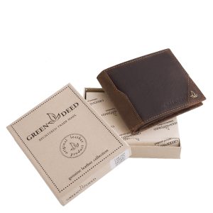 Elegáns fém logós, GreenDeed márkás, férfi pénztárca valódi bőr anyagból gyártott minőségi, mutatós díszdobozos modell. Átkapcsoló nélkül.