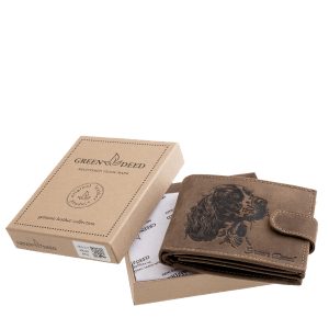 A valódi bőr pénztárca fedelén részletgazdag spániel felületi benyomás látható, amely egyedi megjelenést kölcsönöz ennek a díszdobozos terméknek.