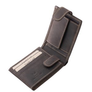 Ez a GreenDeed valódi bőr férfi pénztárca klasszikus kialakítással és stílusos vintage jellegű megjelenéssel rendelkező díszdobozos modell.