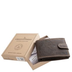 Díszdobozos, prémium minőségű, valódi bőr pénztárca, amelyet egy részletgazdag oroszlán minta díszít, kiemelve a termék karakteres és elegáns megjelenését.