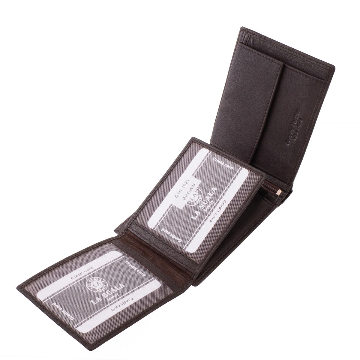 ferfi-bor-penztarca-diszdobozban-La-Scala-#-QTN1021-#-barna-04 Elegáns valódi bőr férfi pénztárca modell fedelén a La Scala fémlogójával, stílusos díszdobozban kapható minőségi termék.