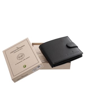 Ez a GreenDeed márkás, díszdobozban kapható prémium kategóriás férfi bőr pénztárca fényes, elegáns külsővel és sokoldalú belső kialakítással készült.