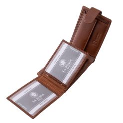 Ez a prémium minőségű, kisméretű, valódi bőr férfi pénztárca a La Scala márkacsalád elegaáns megjelenésű fényes külsejű, díszdobozos modellje.