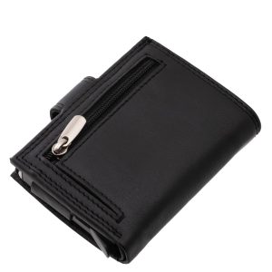 Praktikus fém kártyatartó tokkal ellátott valódi bőr kártyatartó modell, mely minőségi La Scala márkás termékünk. Külső átkapcsolóval ellátva.