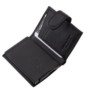 Praktikus fém kártyatartó tokkal ellátott valódi bőr kártyatartó modell, mely minőségi La Scala márkás termékünk. Külső átkapcsolóval ellátva.