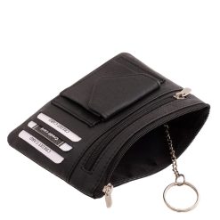 Kiváló minőségű, valódi bőr, fekete színű, La Scala márkás, sokoldalú, kulcstartó, kártyatartó helyekkel és aprópénztartóval, elején praktikus érme tartóval
