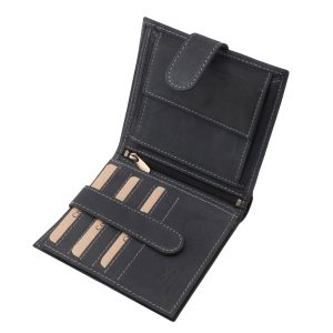 Rendezett és biztonságos tárolást kínál a bőr férfi irattartó pénztárca. Ne hagyja ki ezt a valódi bőrből készült díszdobozos modellt!