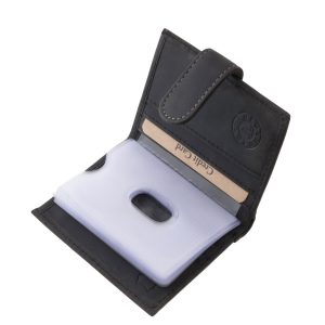 Rusztikus, természetes bőr felülettel rendelkező GreenDeed márkás, praktikus kártyatartó modell, egyedi külsővel. Ajándékként is remek választás.