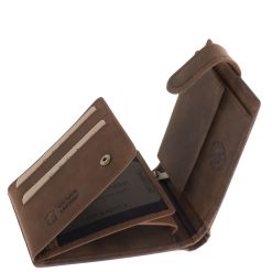 Ez a GreenDeed márkájú, valódi bőrből készült férfi pénztárca a vadászat szerelmeseinek készült, különleges, vaddisznófej mintás fedéllel.