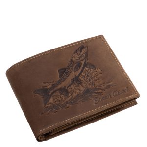 Horgász vásárlóink számára tervezett egyedi bőr pénztárca, látványos csuka mintás fedéllel, praktikus kialakítással, díszdobozos csomagolásban.