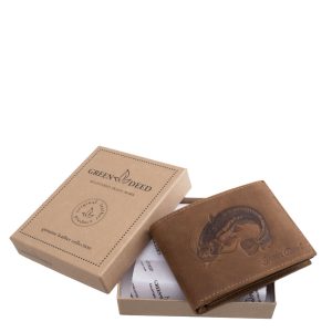 Barna színű GREENDEED márkás horgász férfi bőr pénztárca természetes kikészítésű, vintage hatású minőségi bőrből mintás külsővel.