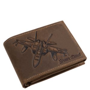 Ez a GreenDeed márkájú, valódi bőr férfi pénztárca különleges modellünk, amelynek fedelét egy részletgazdag, vadászgép mintával díszítettük.