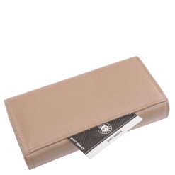 Ez a nagy méretű női pénztárca valódi, finom tapintású nappa bőrből készült, fedelén a LA SCALA Luxury márka elegáns bőrbenyomásos logójával.